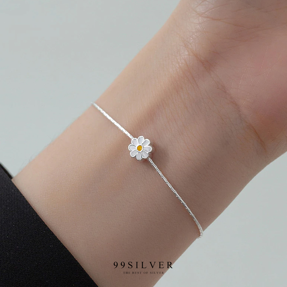 สร้อยข้อมือเงินแท้ประดับดอก Daisy ตัวสร้อยลายเกร็ด ตะขอแบบปรับระดับได้