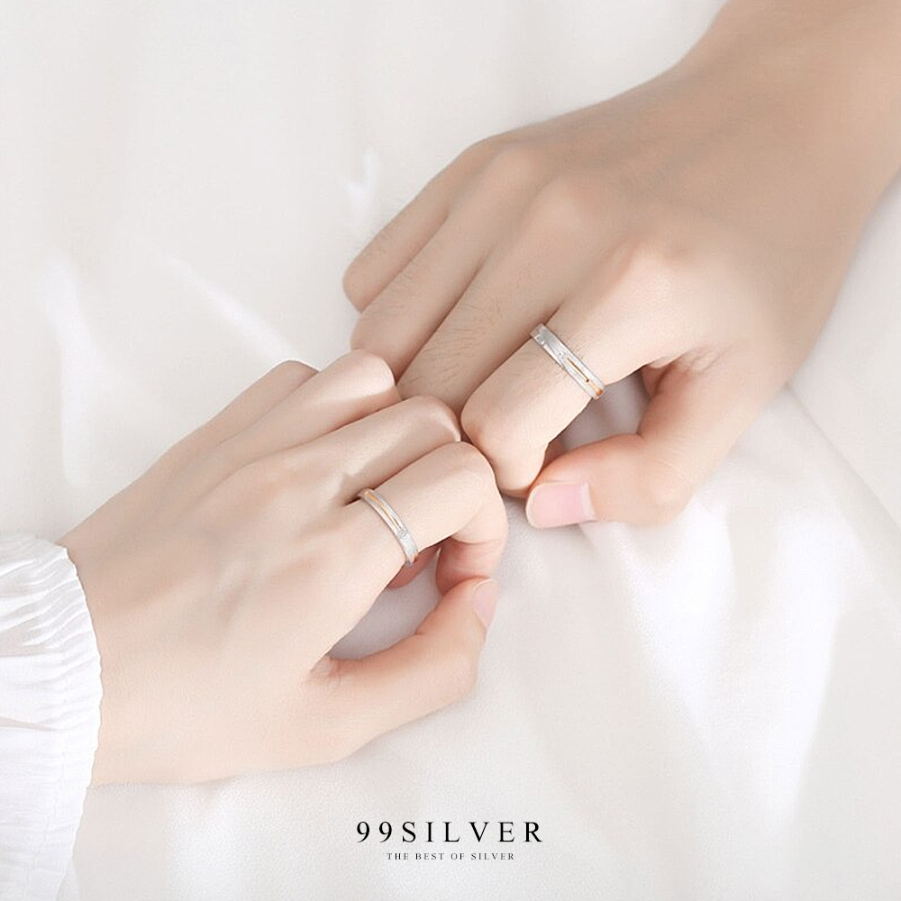 แหวนคู่รัก Falling Star ตัวเรือนปัดแฮรไลน์และ Spot พิ้งค์โกลในร่องดาวตก