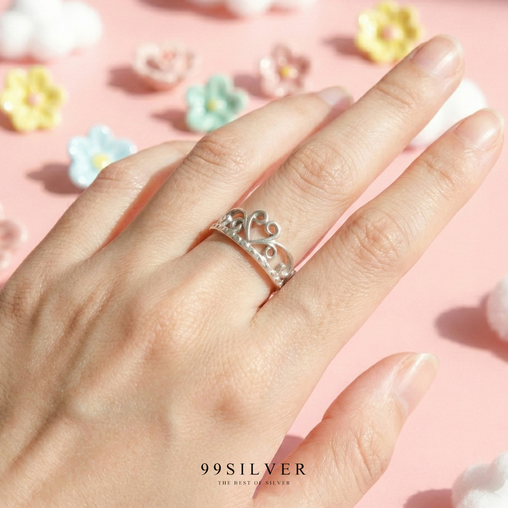 แหวนมงกุฎ ลายหัวใจโค้ง และเม็ดไข่ปลาเล็ก ก้านแหวน 2 มิลลิเมตร