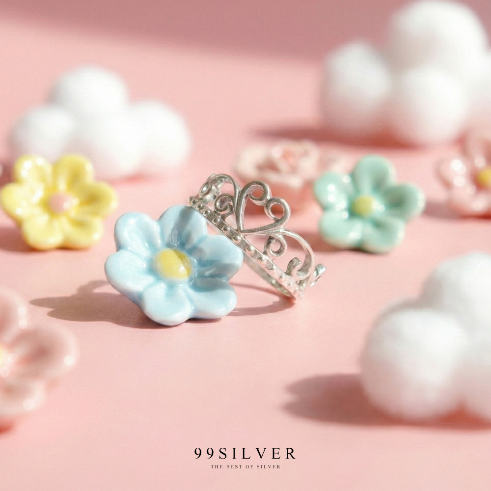 แหวนมงกุฎ ลายหัวใจโค้ง และเม็ดไข่ปลาเล็ก ก้านแหวน 2 มิลลิเมตร