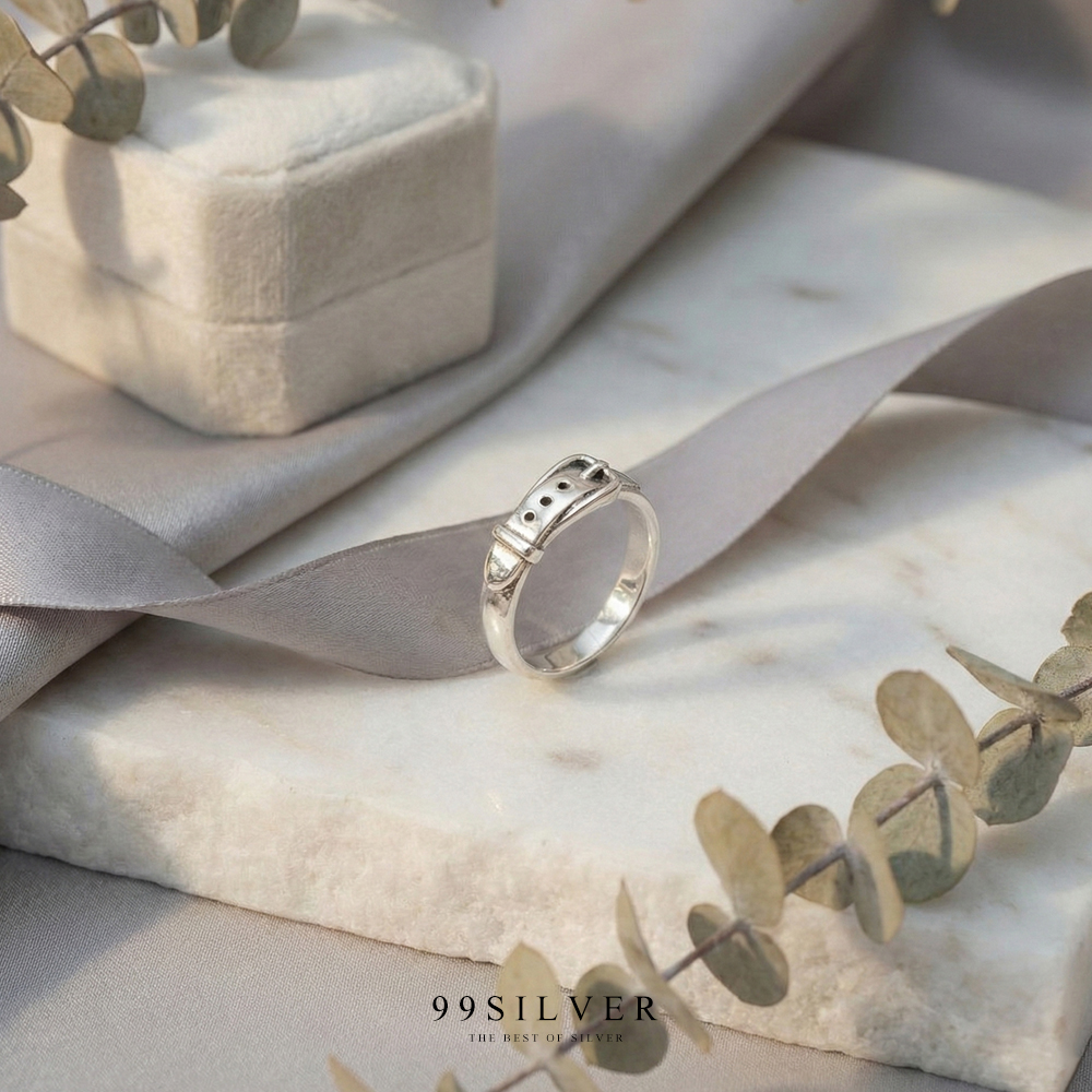 แหวนเข็มขัด หน้ากว้างแหวน 5 มิลลิเมตร ตัวเรือนขัดเงา ลงยาดำ