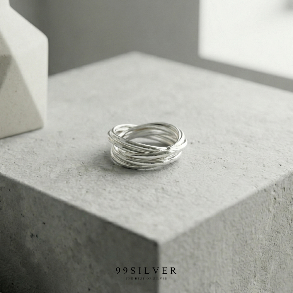 แหวนพวง Set 10 วงจิ๋วร้อยติดกัน แต่ละวงสามารถเลื่อนได้อิสระ