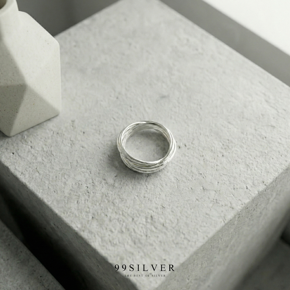 แหวนพวง Set 10 วงจิ๋วร้อยติดกัน แต่ละวงสามารถเลื่อนได้อิสระ