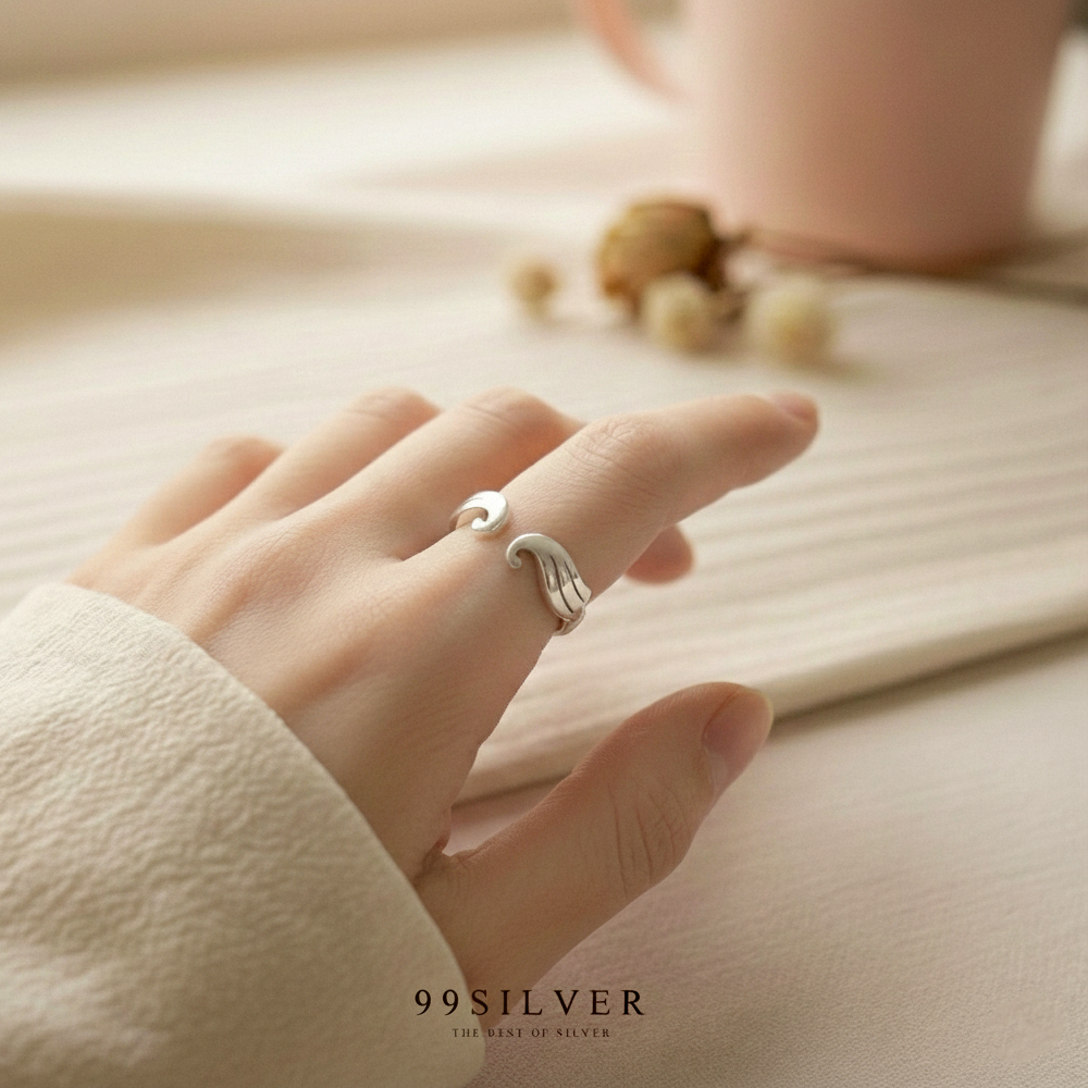 แหวนปีกนางฟ้า แบบปรับขนาดได้ ตัวเรือนเงินแท้ก้านทรงเกลียว