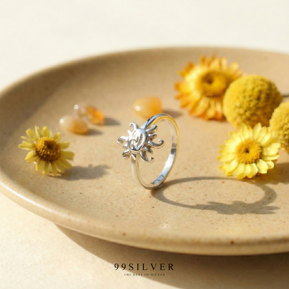 แหวนพระอาทิตย์จิ๋ว หน้ายิ้ม ก้าน1.5 มิลลิเมตร เล็กๆใส่สบาย