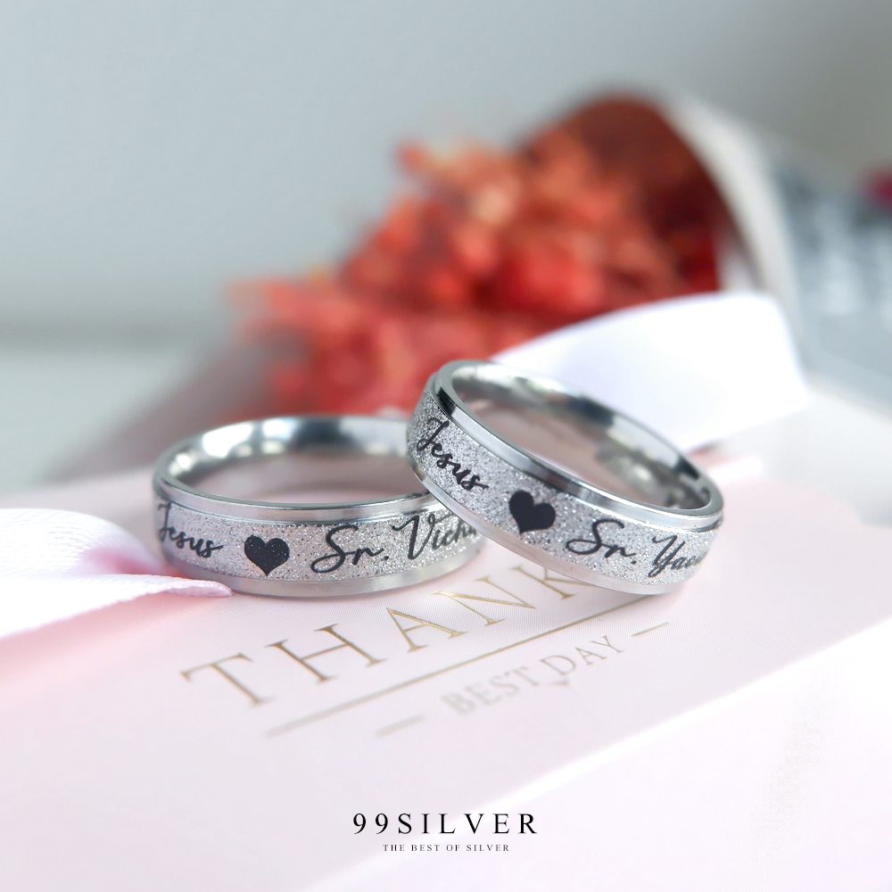 แหวนสแตนเลสแท้หน้ากว้าง 6 มิลลิเมตร ขอบละระดับ ผิวประกายกริตเตอร์