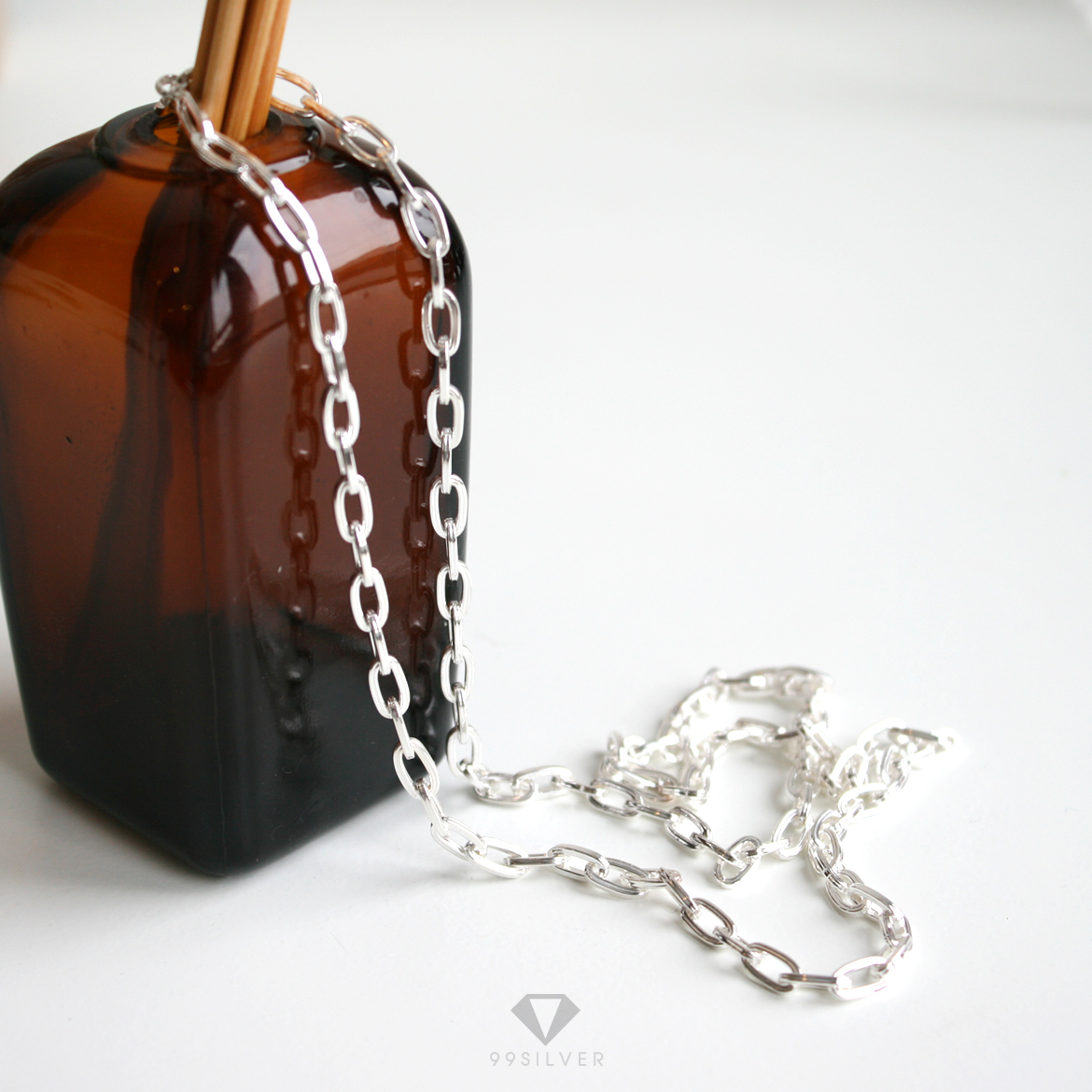 สร้อยโซ่ เงินแท้ทั้งเส้น ข้อกลางขนาดข้อยาว 7x4 มิลลิเมตร ผิวเงาแข็งแรง