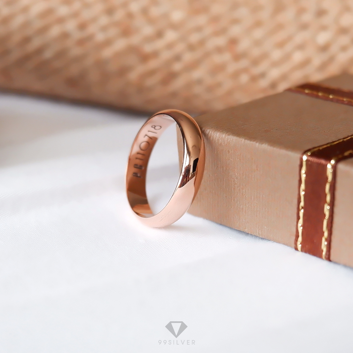 แหวนเงินแท้เคลือบพิ้งค์โกล หน้ากว้าง 4 มิลลิเมตร ผิวเงาทรงโค้ง