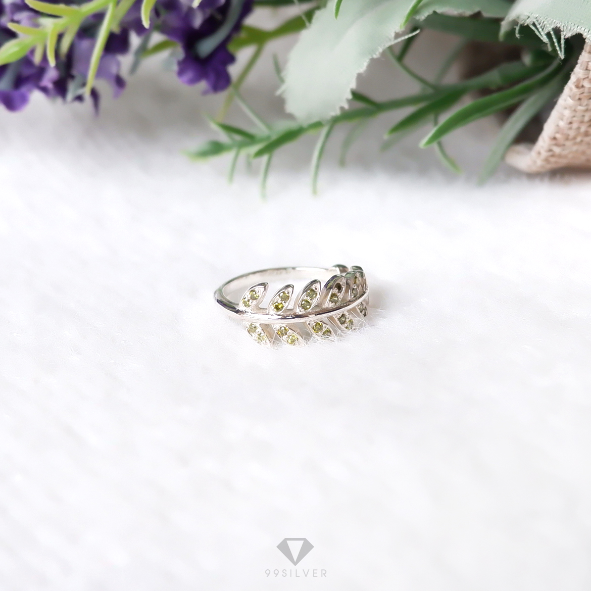 แหวนใบมะกอก ประดับเพชร Olive CZ Swiss (การงาน ความสำเร็จในชีวิต)