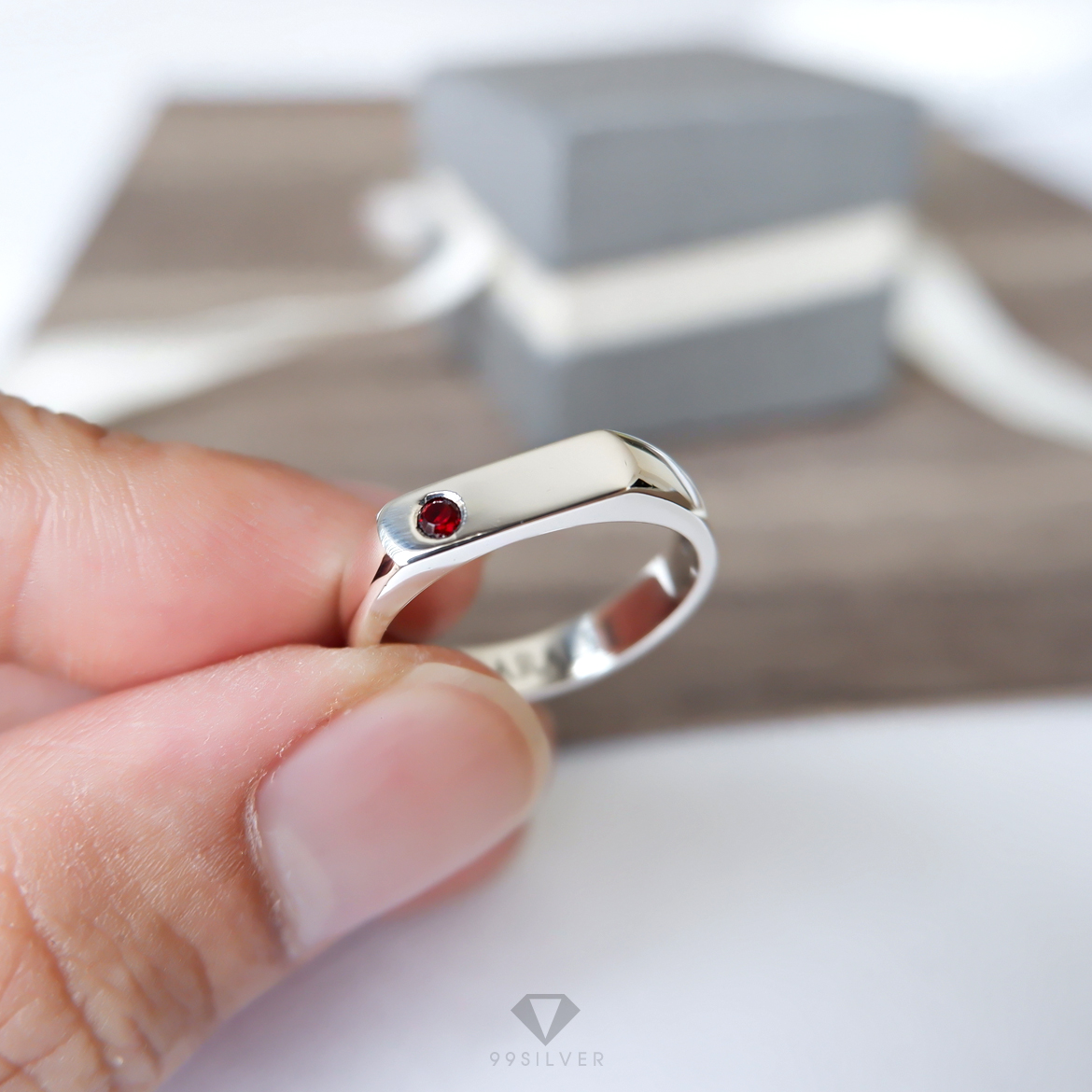 แหวนเงินแท้ประดับเพชรสีมงคล การงาน การเงิน ความรัก ความสำเร็จ