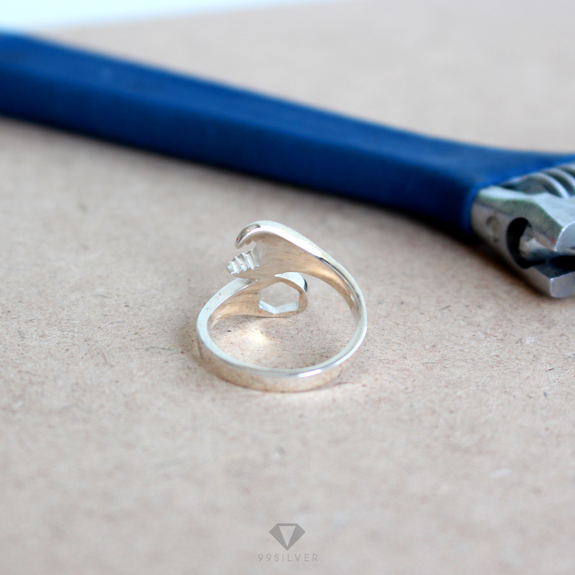 แหวนประแจ แปดเหลี่ยม ทำเหมือนประแจจริงๆ ตัวเรือนเงินแท้สวยงาม