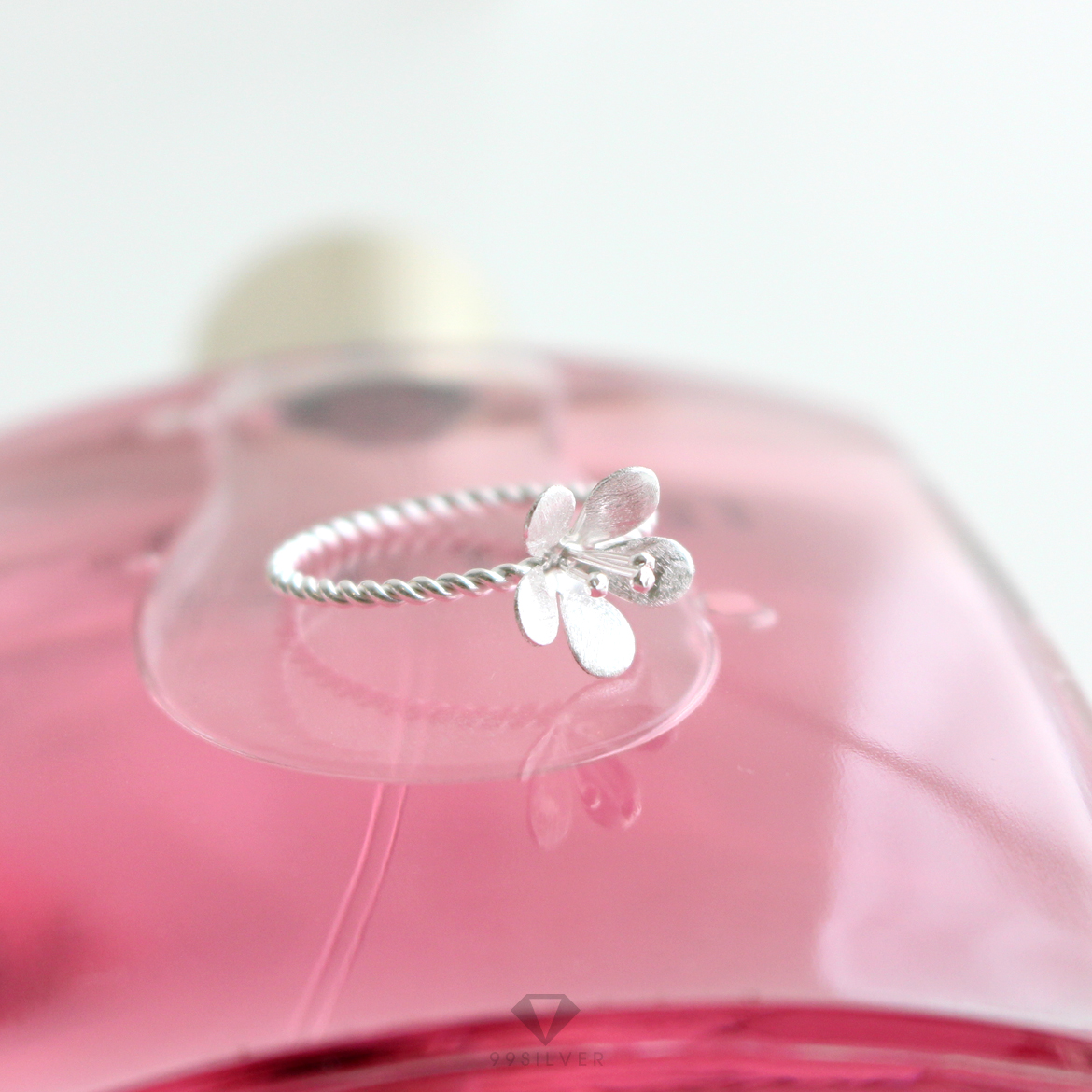 แหวนดอกไม้ ปรับระดับความบานของใบได้ ตัวเรือนเกลียวน่ารัก