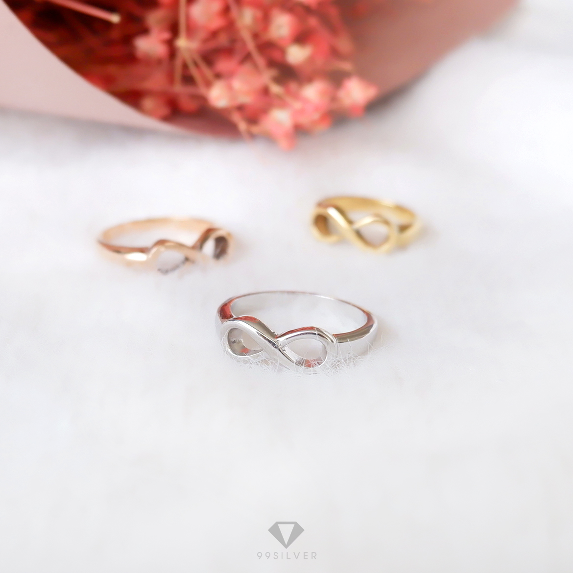 แหวนอินฟินิตี้ Infinity Ring (ความรัก ความเป็นนิรันดร์ ไม่มีที่สิ้นสุด)
