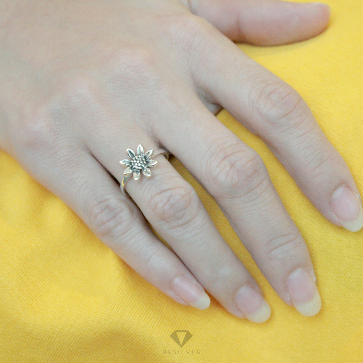 แหวนทานตะวัน Himawari ring (ความรัก ความซื้อสัตย์)