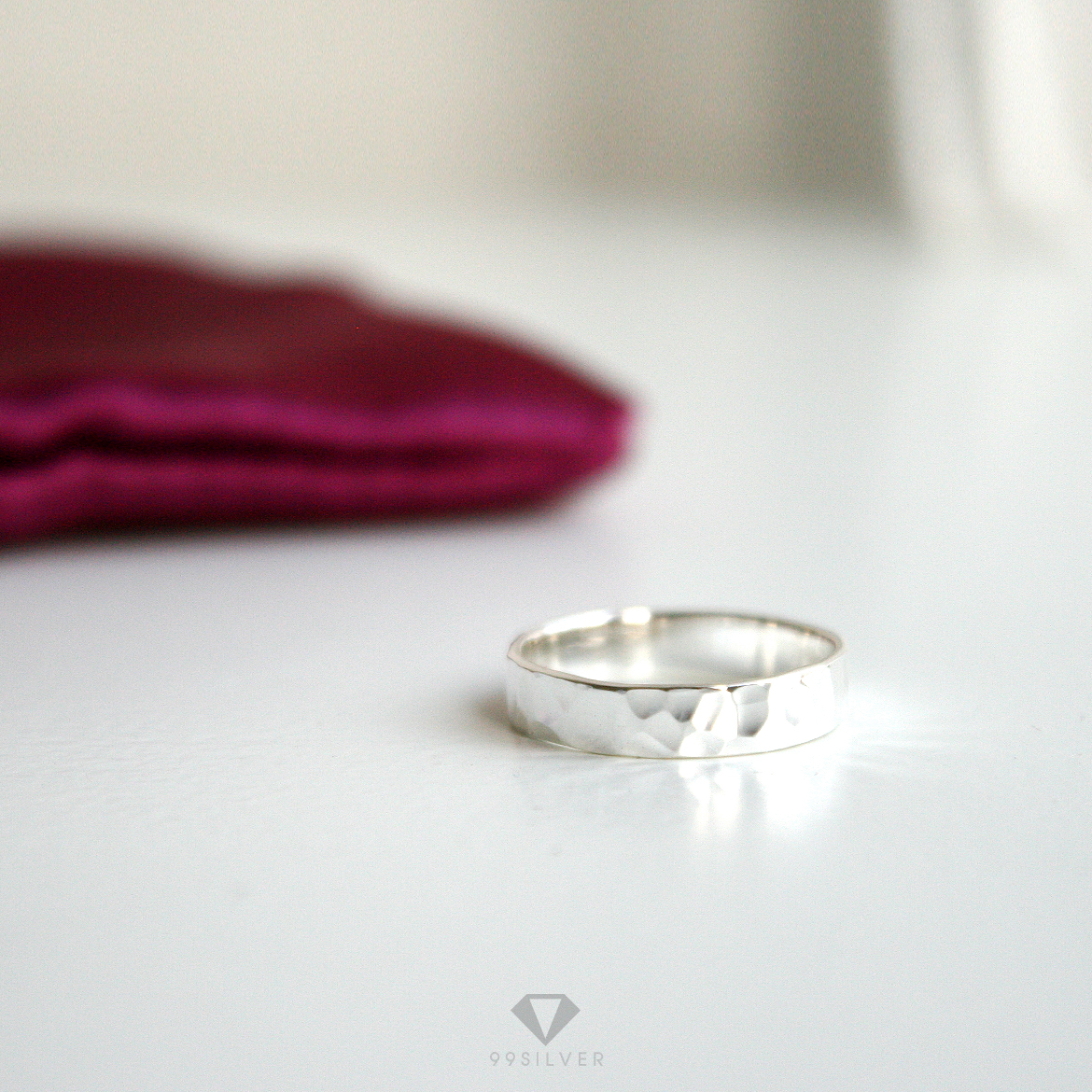 แหวนลายค้อน ตัวเรือนเงินแท้ ปัดเงาทั้งวง งาน Hand Craft ปราณีต