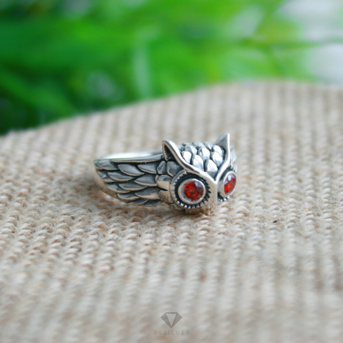 แหวนนกฮูกหัวชูประดับ Cz Swiss แท้สีแดง (เสริมโชค ด้านการเรียน)