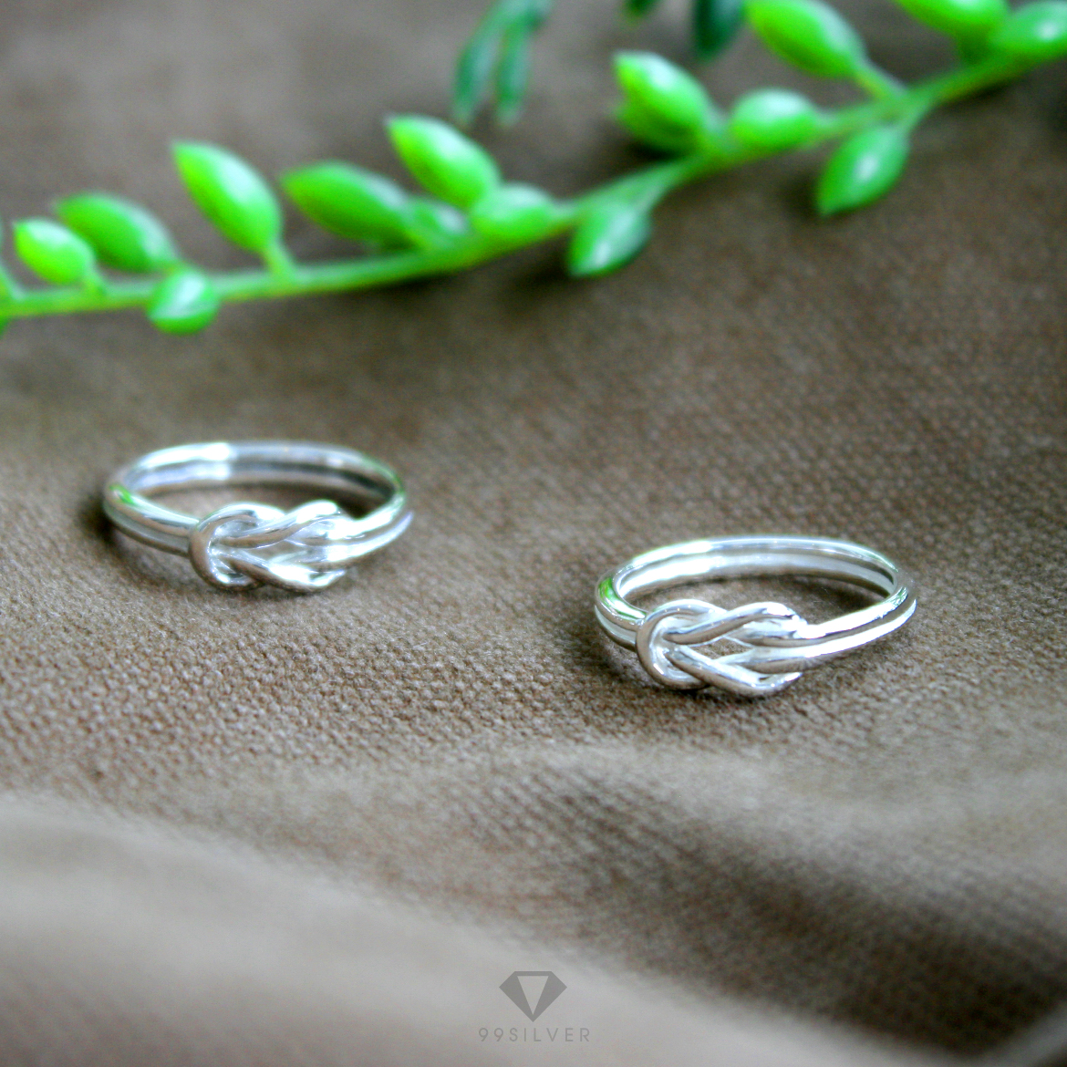 แหวนเงื่อนพิรอดแห่งความรัก (Love Knot Ring ความรัก สมหวัง)