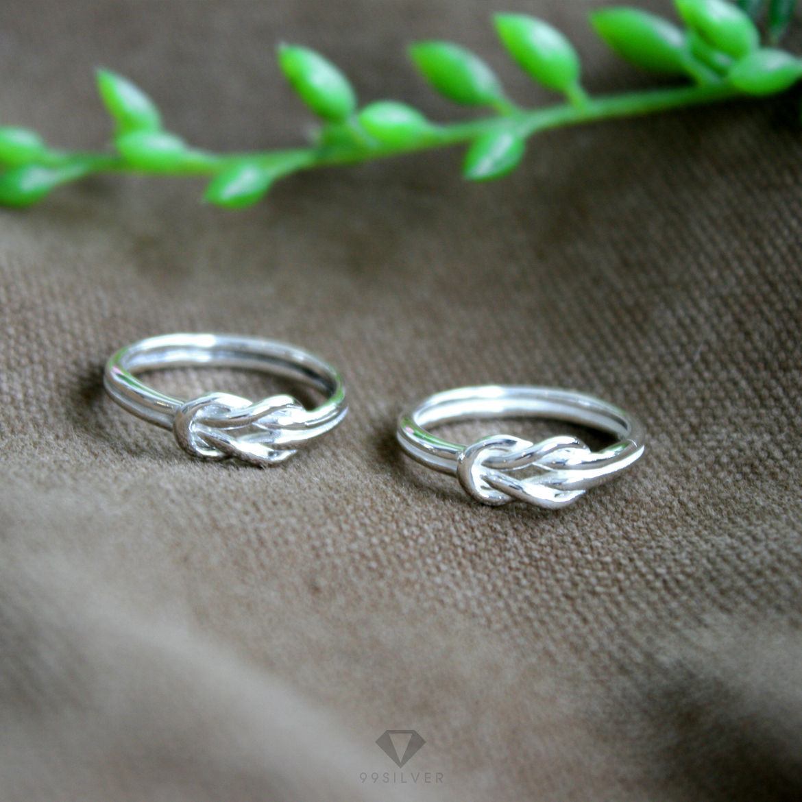 แหวนเงื่อนพิรอดแห่งความรัก (Love Knot Ring ความรัก สมหวัง)