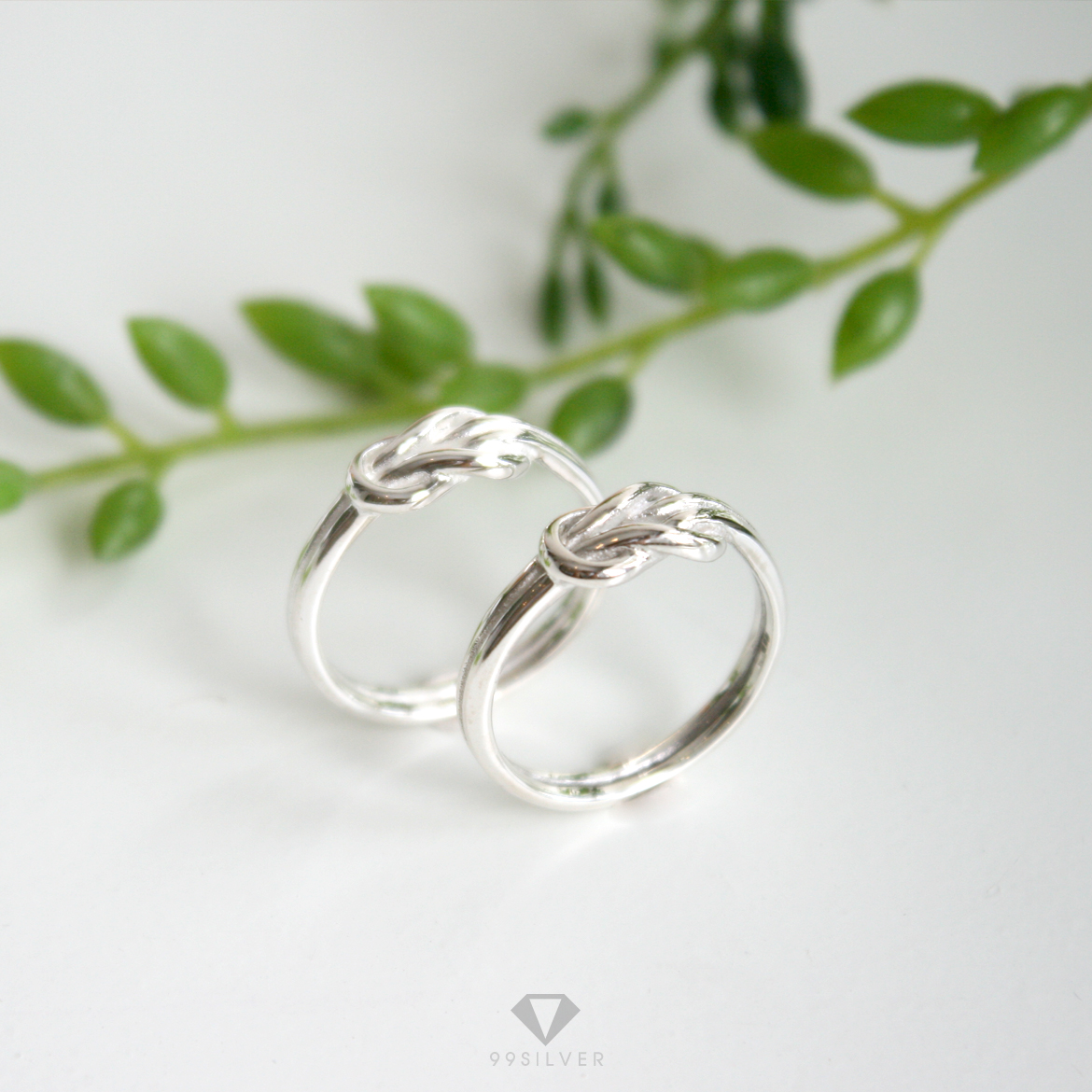 แหวนเงื่อนพิรอดแห่งความรัก (Love Knot Ring ความรัก สมหวัง)