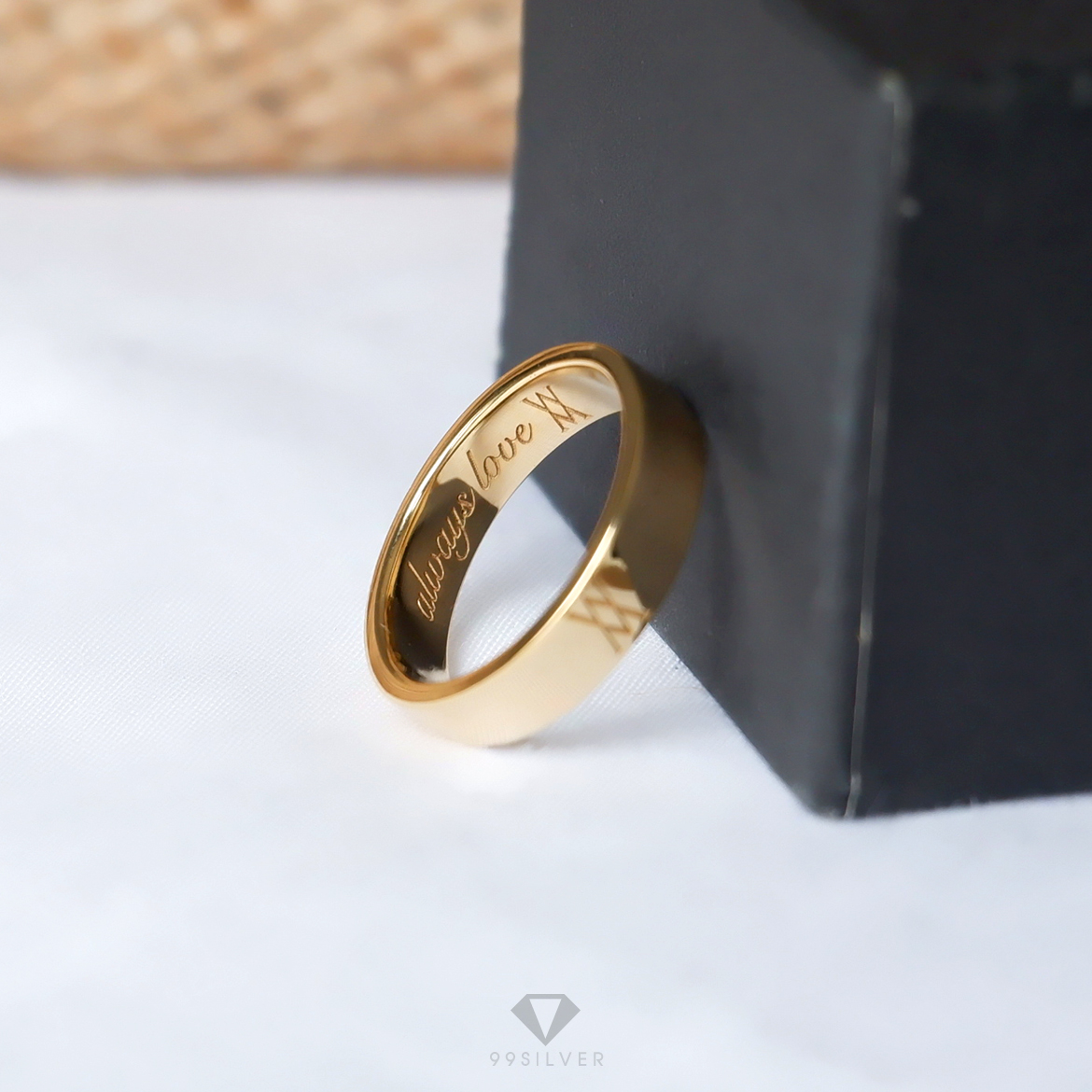 แหวนเงินแท้เคลือบทอง หน้ากว้าง 4 มิลลิเมตร ผิวเรียบเงาทรงแบน