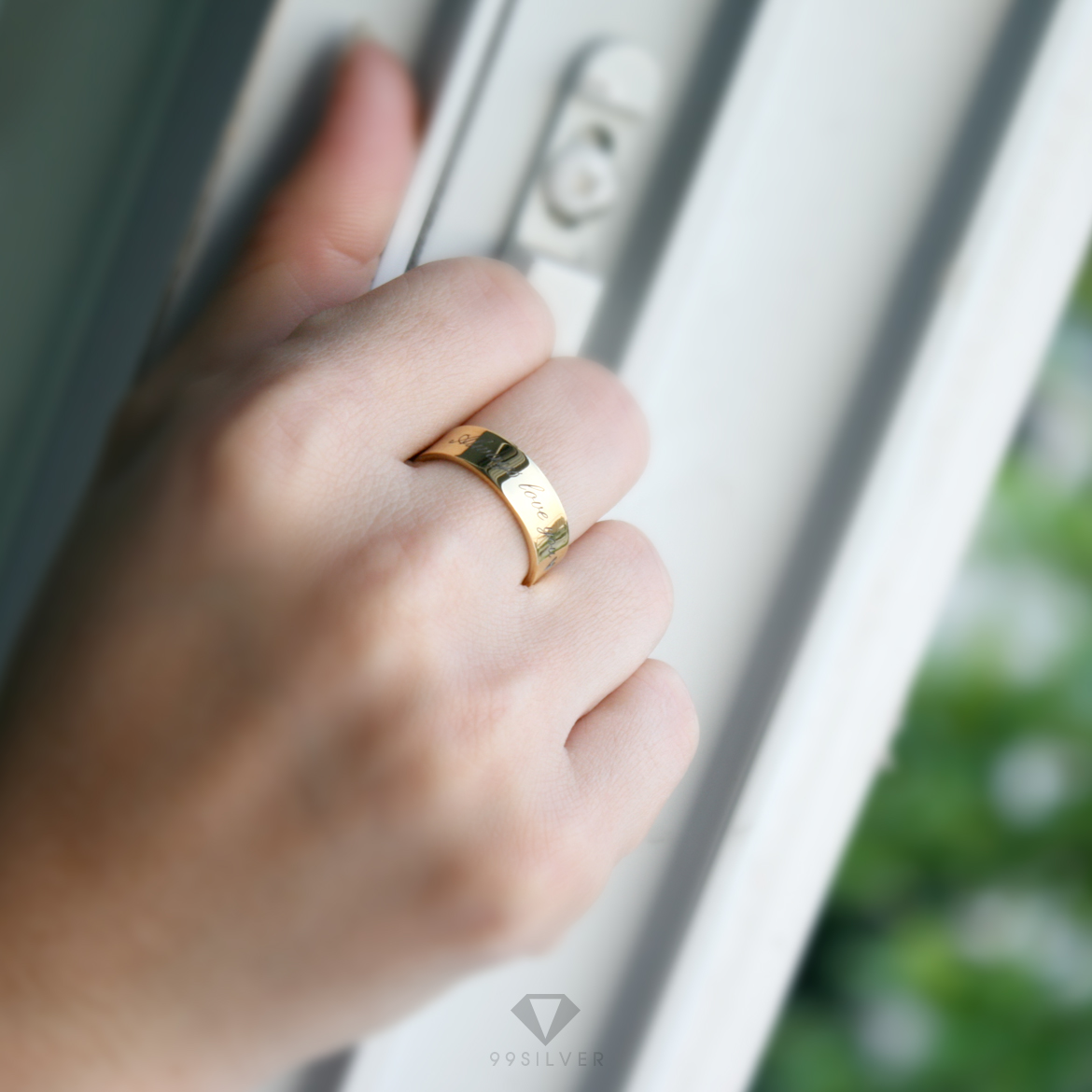 แหวนเงินแท้เคลือบทอง หน้ากว้าง 6 มิลลิเมตร ผิวเรียบเงาทรงแบน