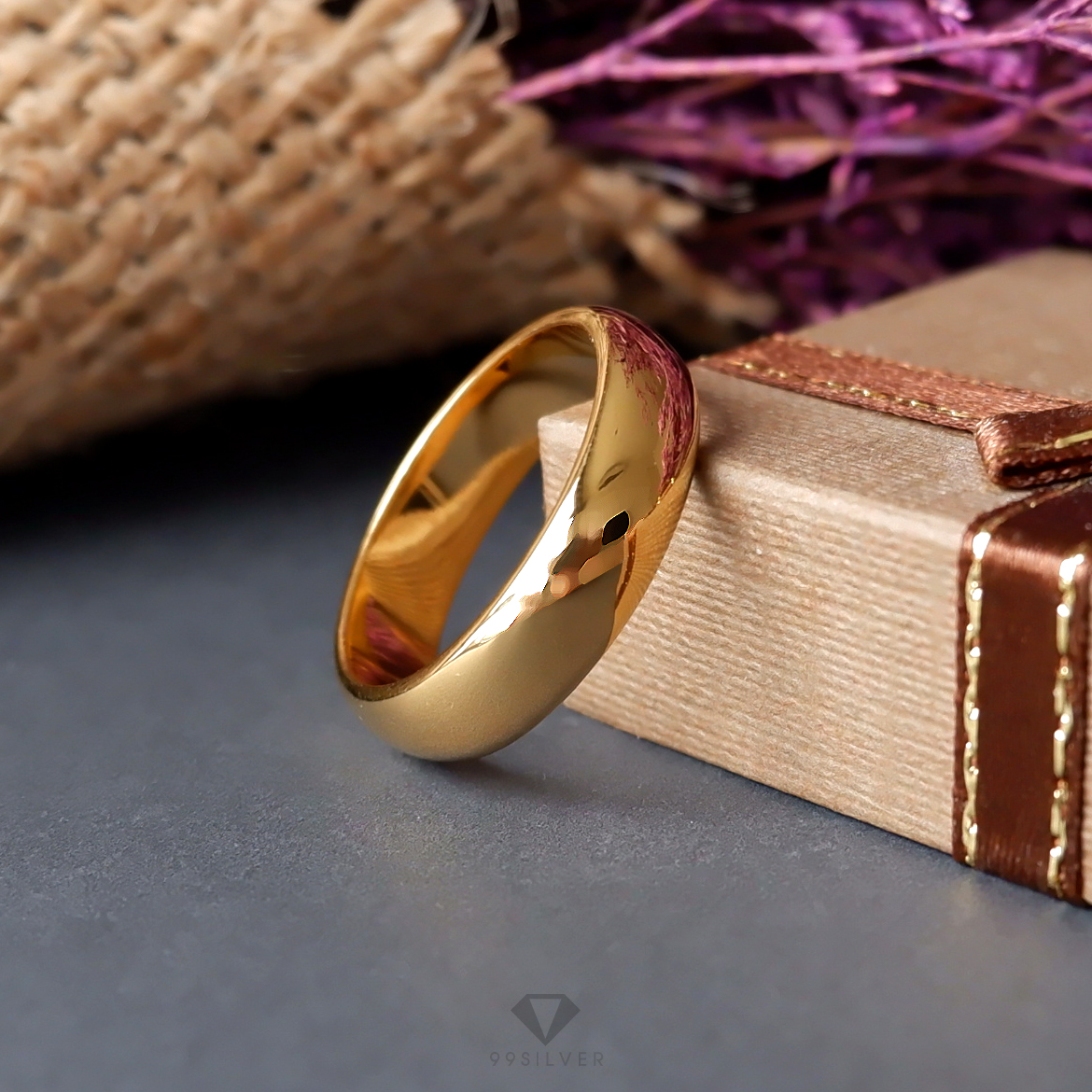 แหวนเงินแท้เคลือบทอง หน้ากว้าง 6 มิลลิเมตร ผิวเงาทรงโค้ง