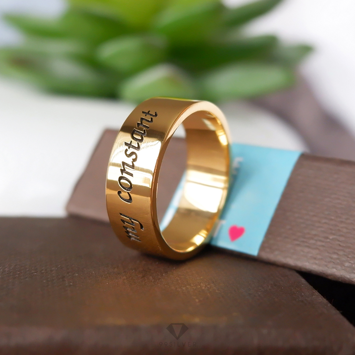 แหวนเงินแท้เคลือบทอง หน้ากว้าง 8 มิลลิเมตร ผิวเรียบเงาทรงแบน 