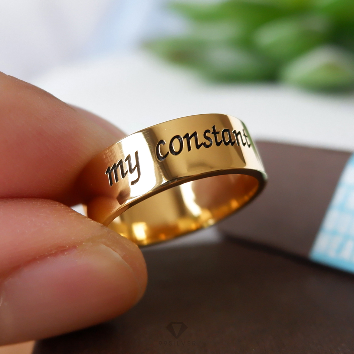 แหวนเงินแท้เคลือบทอง หน้ากว้าง 8 มิลลิเมตร ผิวเรียบเงาทรงแบน 