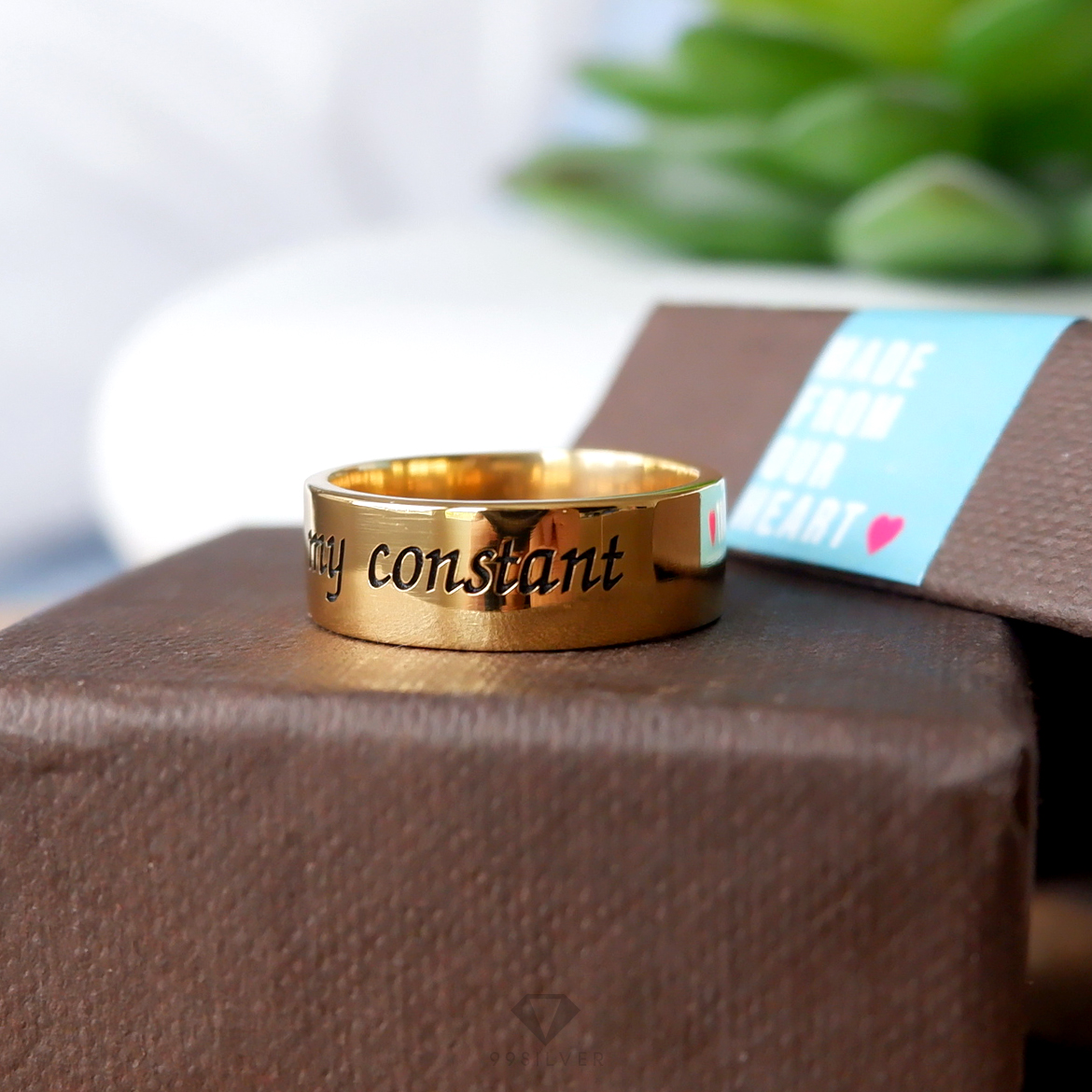 แหวนเงินแท้เคลือบทอง หน้ากว้าง 8 มิลลิเมตร ผิวเรียบเงาทรงแบน 