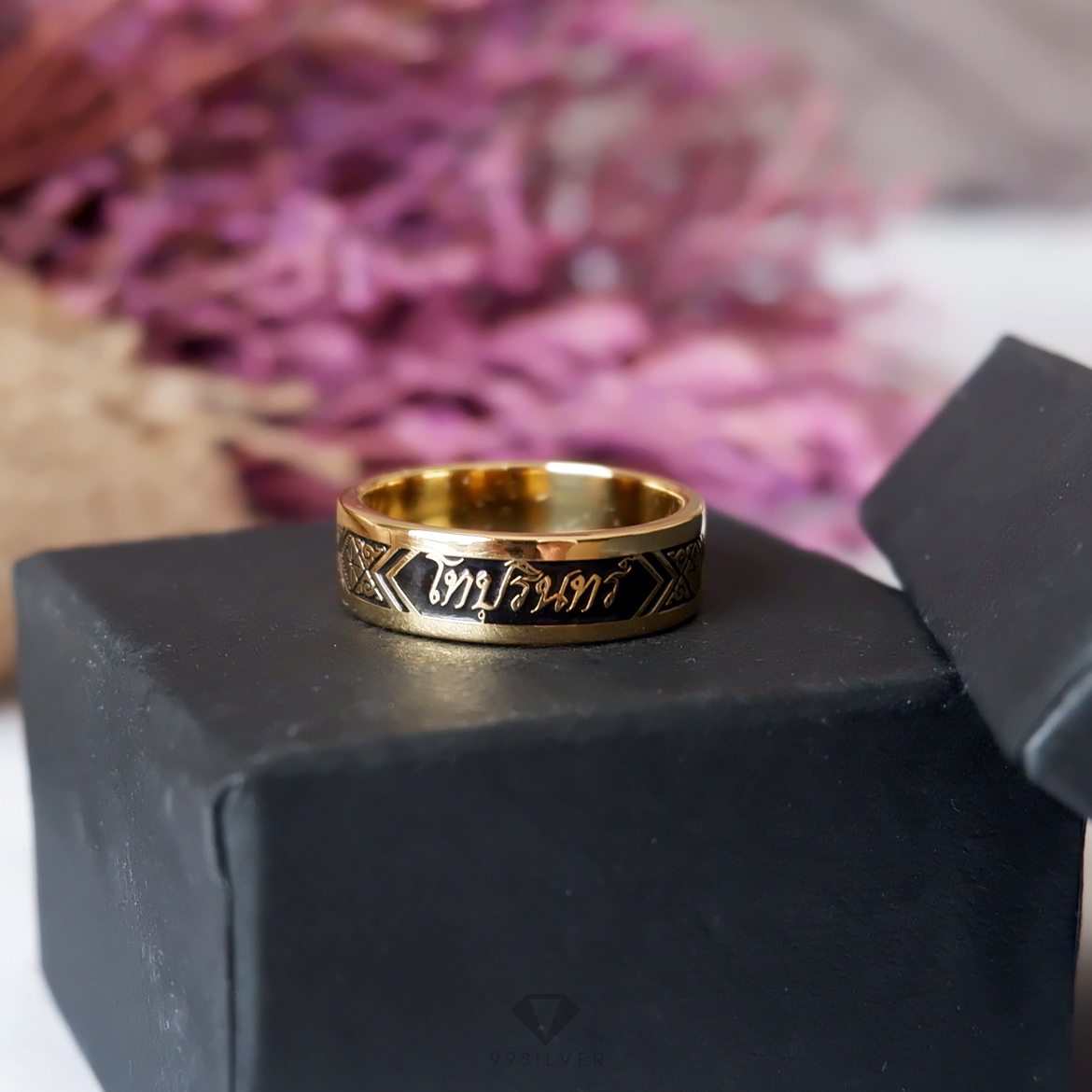 แหวนนามสกุลเงินแท้เคลือบทอง,พิ้งค์โกล,ไวท์โกล หน้า 6 มิลลิเมตร ผิวเรียบ พื้นหลังลงยา