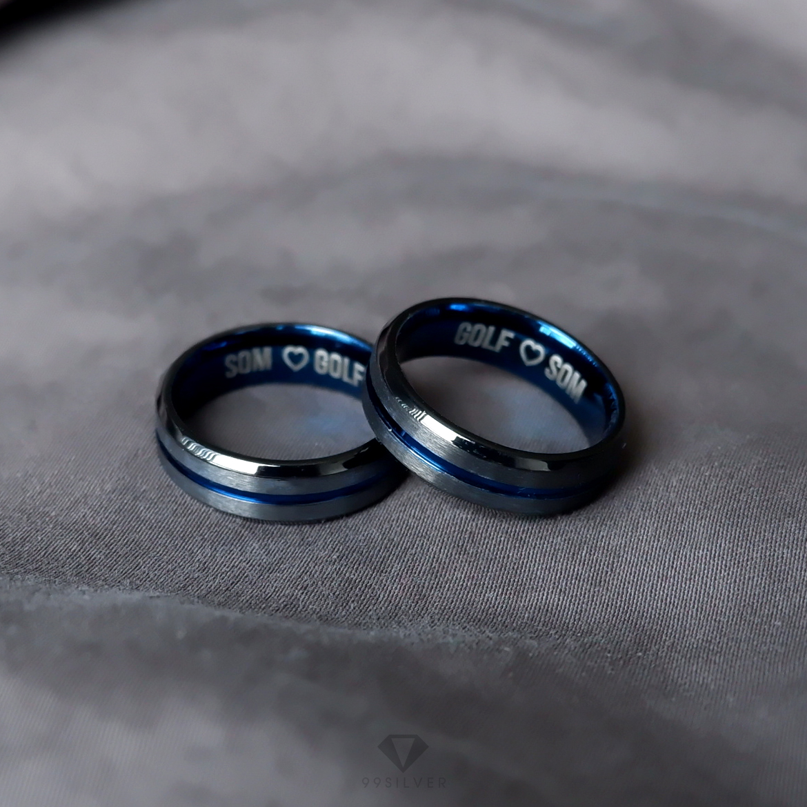 แหวนสแตนเลส Blue Black ไทเทเนี่ยม หน้ากว้าง 6 มิล ผิวเรียบปัดด้านแฮร์ไลน์