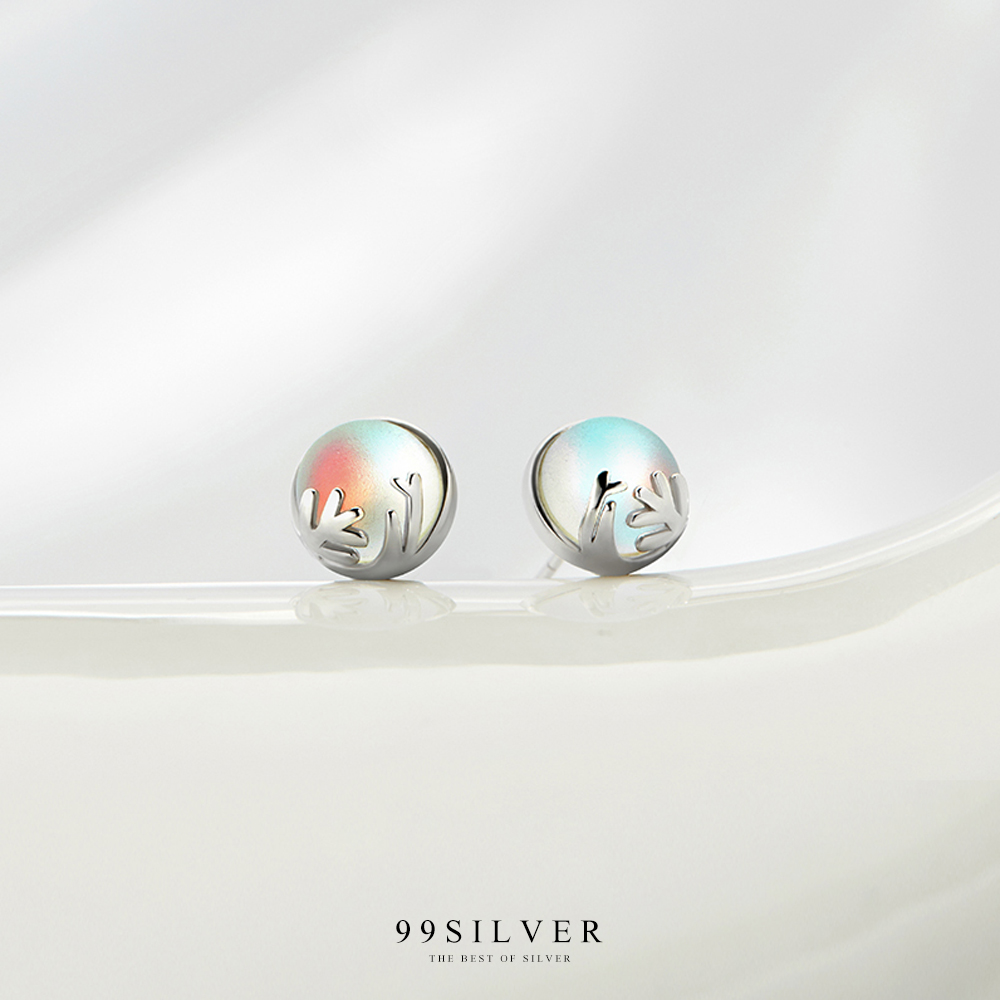 ต่างหู Aurora แบบปักก้าน ประดับหินฮาโล่ส่องแสงเป็นแสงเหนือตอนกลางวันสวยงาม